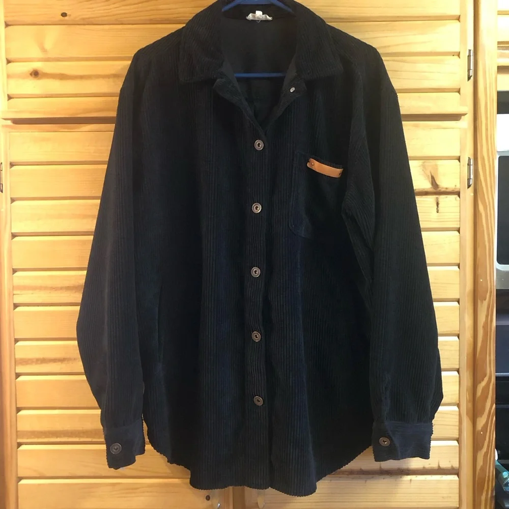 LA MIEL Women’s Oversized Black Corduroy Shacket, Size L - Picture 1 of 9